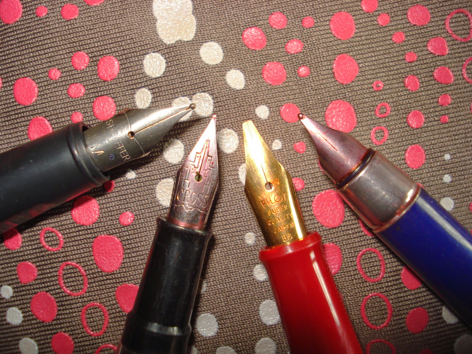 What's the best nib size in fountain pens to write Sinhala (Sri Lankan